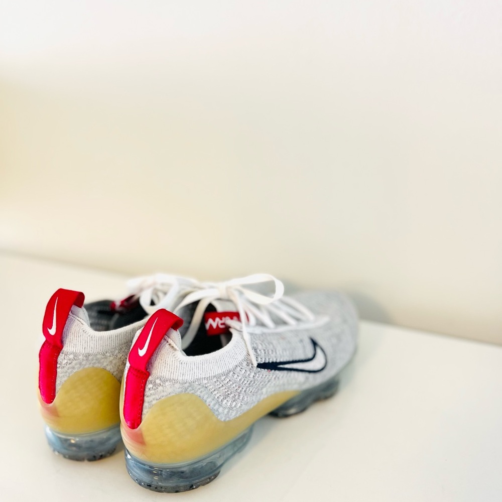 Nike Air VaporMax sneakers - Picture 7 of 10